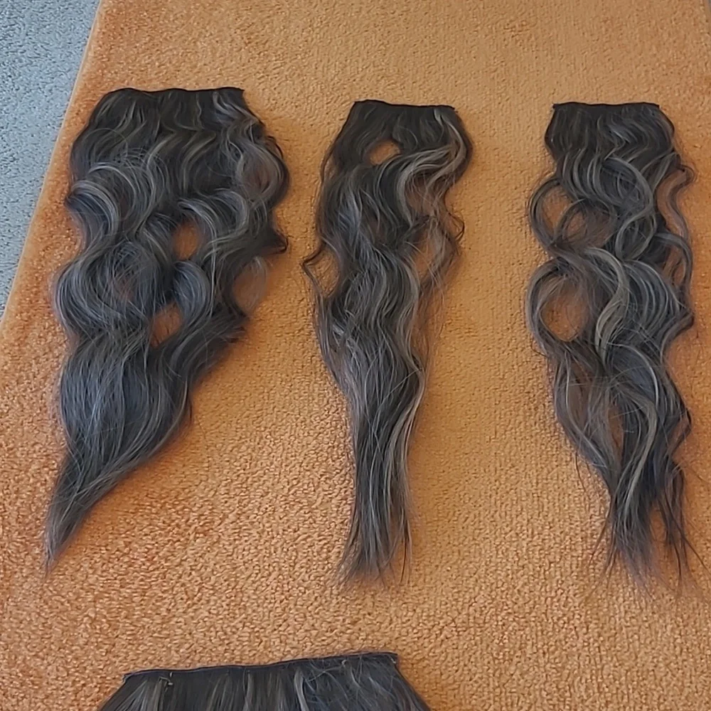 21 In. Synthetic Clip In Ombre Brown  Hair Extensions